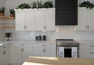 4 ways to make a statement with high gloss kitchens