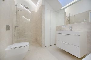 6 Ways to Make Your Bathroom Feel Bigger